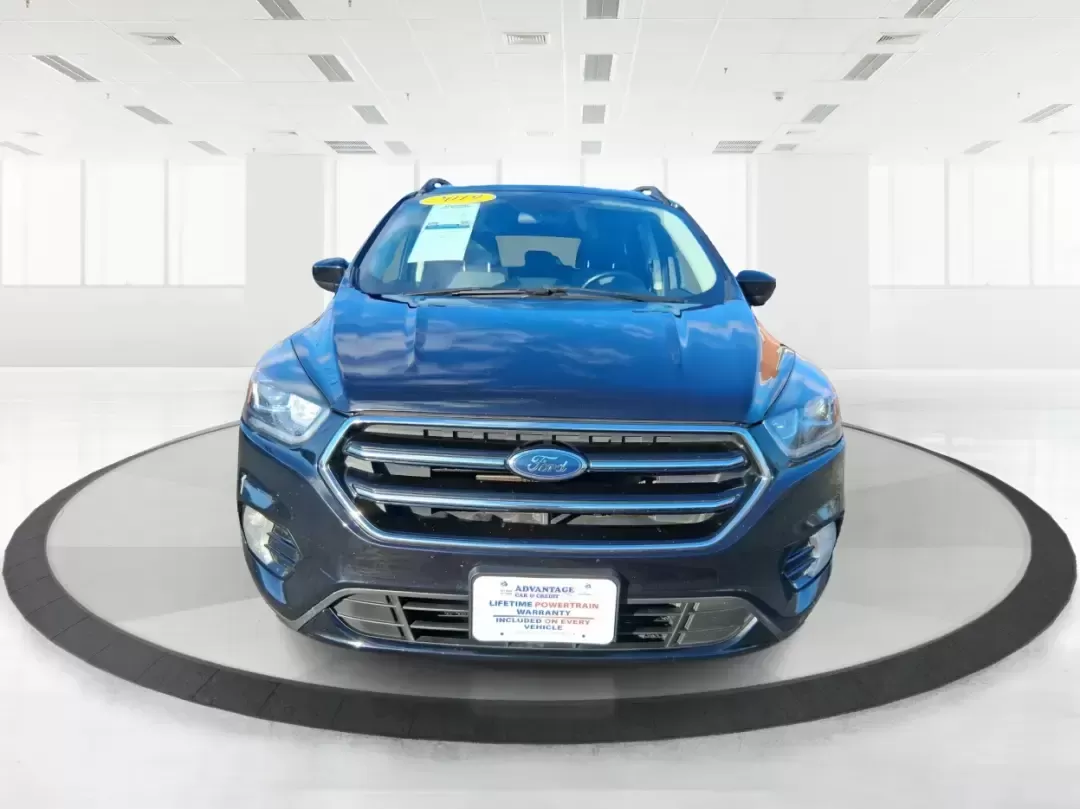 2019 Ford Escape SE (1FMCU0GD6KU) with an 1.5L L4 DOHC 16V engine, 6A transmission, located at 401 Woodman Dr, Riverside, OH, 45431, (937) 908-9800, 39.760899, -84.123421 - Need a dependable SUV for long commutes down I-675, quick school drop-offs, and weekend getaways to Carillon Historical Park or a day at the National Museum of the U.S. Air Force? This 2019 Ford Escape SE in Agate Black Metallic is built for real-life driving in and around Riverside, Ohio-comfortabl - Photo#7