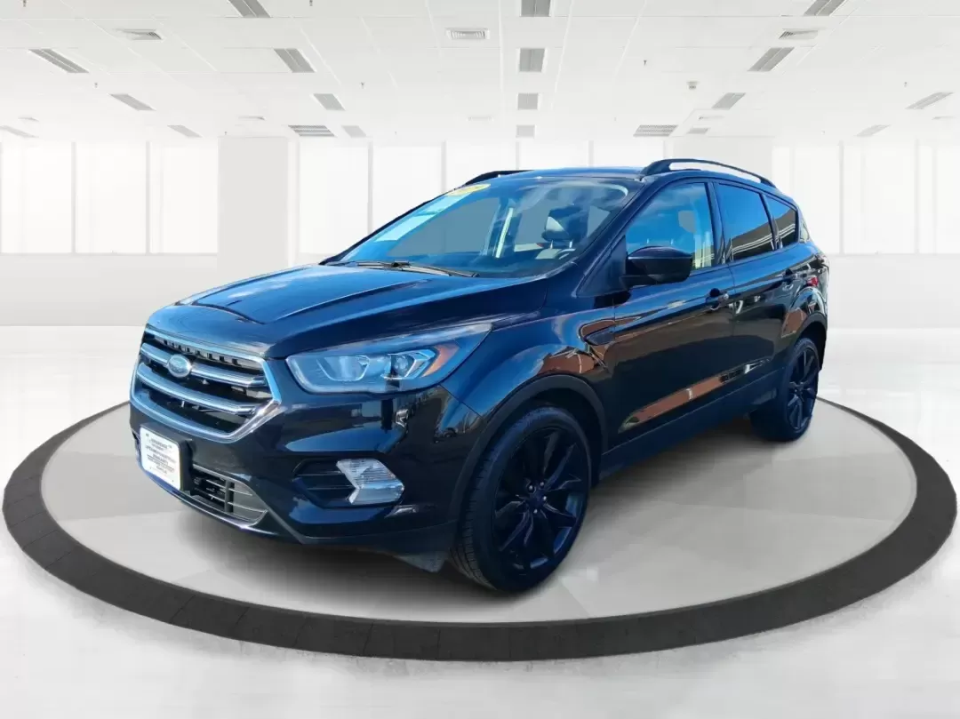 2019 Ford Escape SE (1FMCU0GD6KU) with an 1.5L L4 DOHC 16V engine, 6A transmission, located at 401 Woodman Dr, Riverside, OH, 45431, (937) 908-9800, 39.760899, -84.123421 - Need a dependable SUV for long commutes down I-675, quick school drop-offs, and weekend getaways to Carillon Historical Park or a day at the National Museum of the U.S. Air Force? This 2019 Ford Escape SE in Agate Black Metallic is built for real-life driving in and around Riverside, Ohio-comfortabl - Photo#8