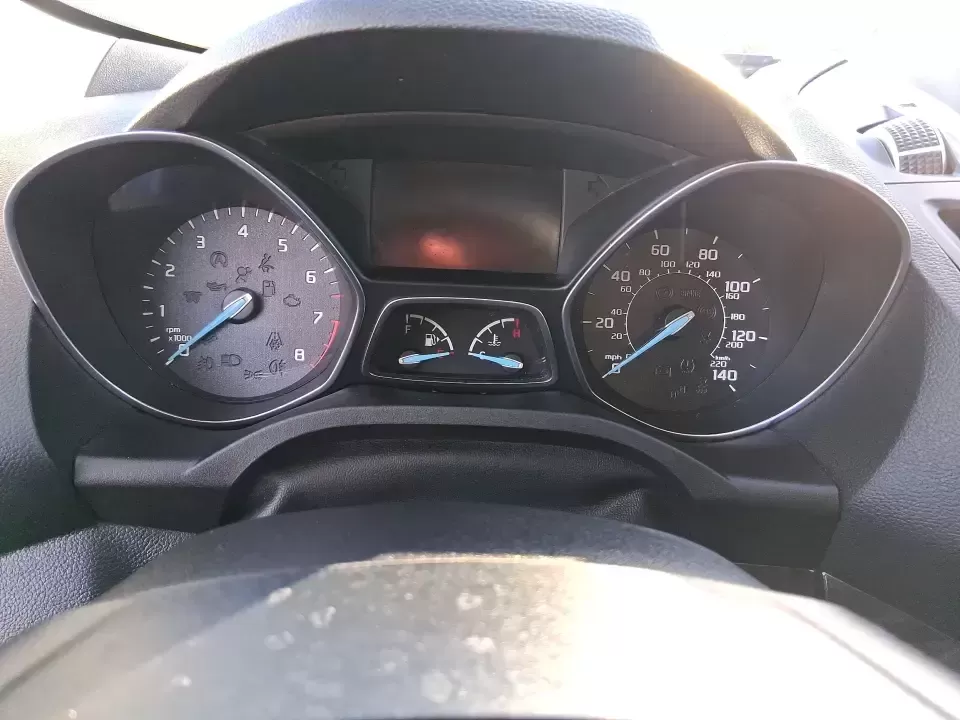 2019 Ford Escape SE (1FMCU0GD6KU) with an 1.5L L4 DOHC 16V engine, 6A transmission, located at 401 Woodman Dr, Riverside, OH, 45431, (937) 908-9800, 39.760899, -84.123421 - Need a dependable SUV for long commutes down I-675, quick school drop-offs, and weekend getaways to Carillon Historical Park or a day at the National Museum of the U.S. Air Force? This 2019 Ford Escape SE in Agate Black Metallic is built for real-life driving in and around Riverside, Ohio-comfortabl - Photo#15