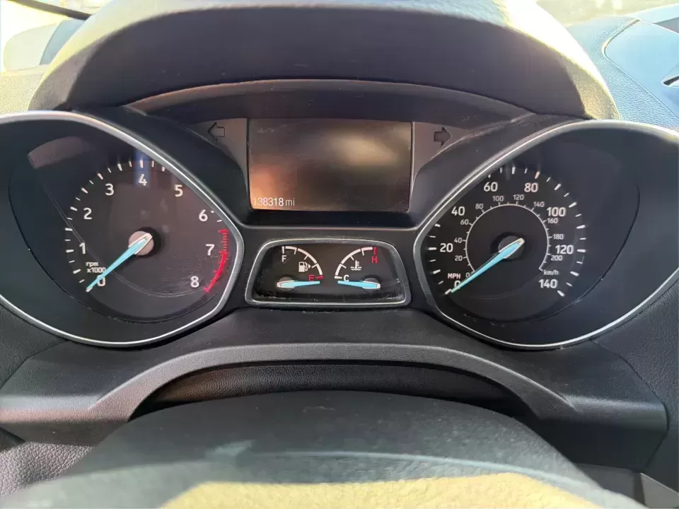 2018 Ford Escape SE (1FMCU9GD4JU) with an 1.5L L4 DOHC 16V engine, 6A transmission, located at 880 E. National Road, Vandalia, OH, 45377, (937) 908-9800, 39.891918, -84.183594 - Picture your next Ohio weekend: loading up the kids for a splash at Splash Xenia, cruising out to John Bryan State Park for a hike, or tackling a snowy morning commute from Beavercreek to downtown Dayton with confidence. This 2018 Ford Escape SE in Blue Metallic is the kind of compact SUV that fits - Photo#15