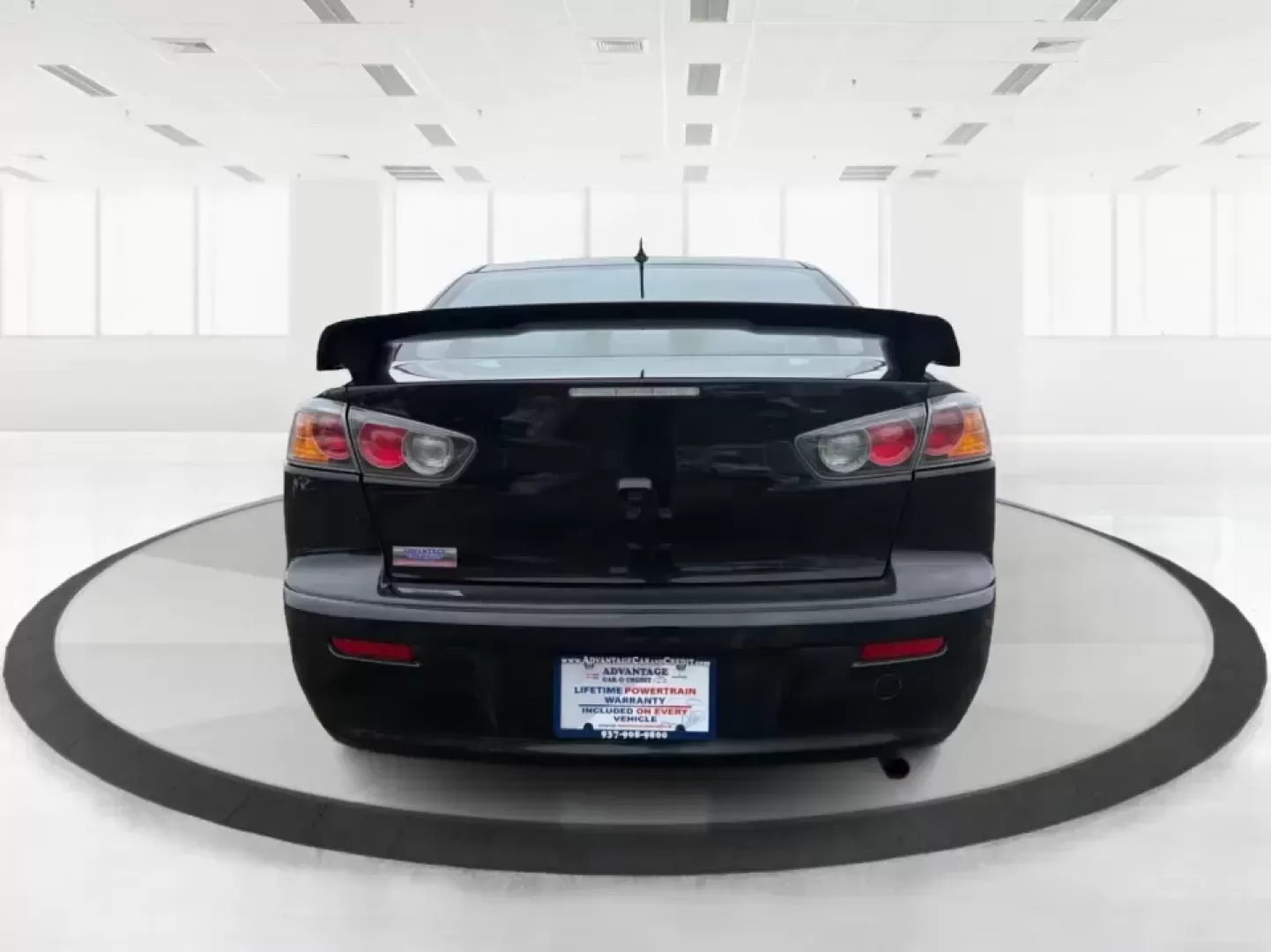 2017 Mitsubishi Lancer LE (JA32U2FU5HU) with an 2L I-4 DOHC engine, 5M transmission, located at 1184 Kauffman Ave, Fairborn, OH, 45324, (937) 908-9800, 39.807072, -84.030914 - Picture your week running smoothly: a dependable commuter sedan for the drive to Dayton, an easy-to-park ride for errands around Xenia Station, and a comfortable car that's ready for a spontaneous weekend trip to Glen Helen Nature Preserve. This 2017 Mitsubishi Lancer LE is built for real-life routi - Photo#3