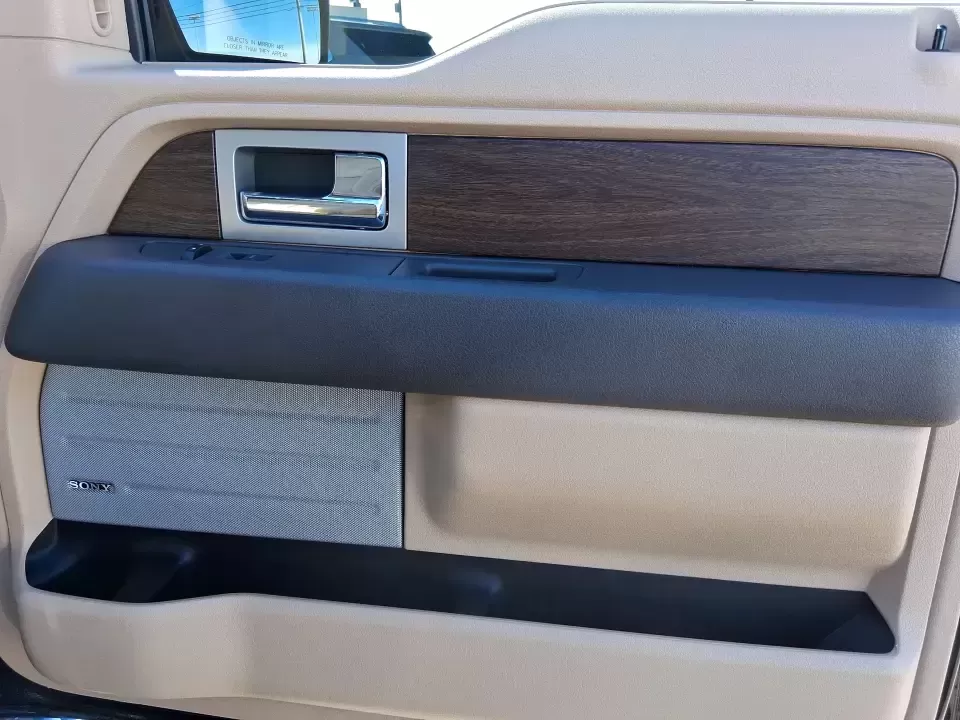 2013 Ford F-150 LARIAT (1FTFX1ETXDF) with an 3.5L V6 TURBO engine, 6-Speed Automatic transmission, located at 1099 N County Rd 25A , Troy, OH, 45373, (937) 908-9800, 40.057079, -84.212883 - Need one truck that can handle the weekday grind, the Saturday hardware-store run, and a spur-of-the-moment road trip up I-75? This 2013 Ford F-150 LARIAT 4WD is built for real life in Troy, Ohio-strong enough for towing and hauling, comfortable enough for long commutes, and refined enough to pull u - Photo#19