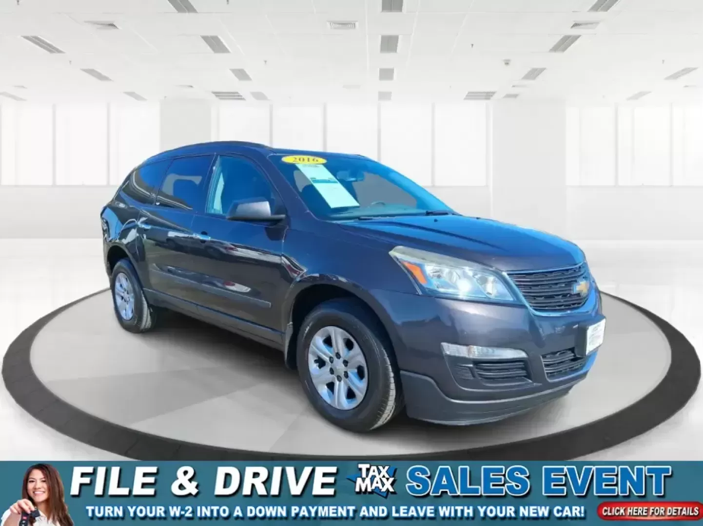 2016 Chevrolet Traverse LS (1GNKRFKDXGJ) with an 3.6L V-6 gasoline direct injection engine, 6A transmission, located at 401 Woodman Dr, Riverside, OH, 45431, (937) 908-9800, 39.760899, -84.123421 - Need one SUV that can handle school drop-offs, long commutes to Dayton, and weekend runs out toward John Bryan State Park without feeling cramped? This 2016 Chevrolet Traverse LS is built for real life-roomy seating for the whole crew, flexible cargo space for strollers or sports gear, and confident - Photo#0