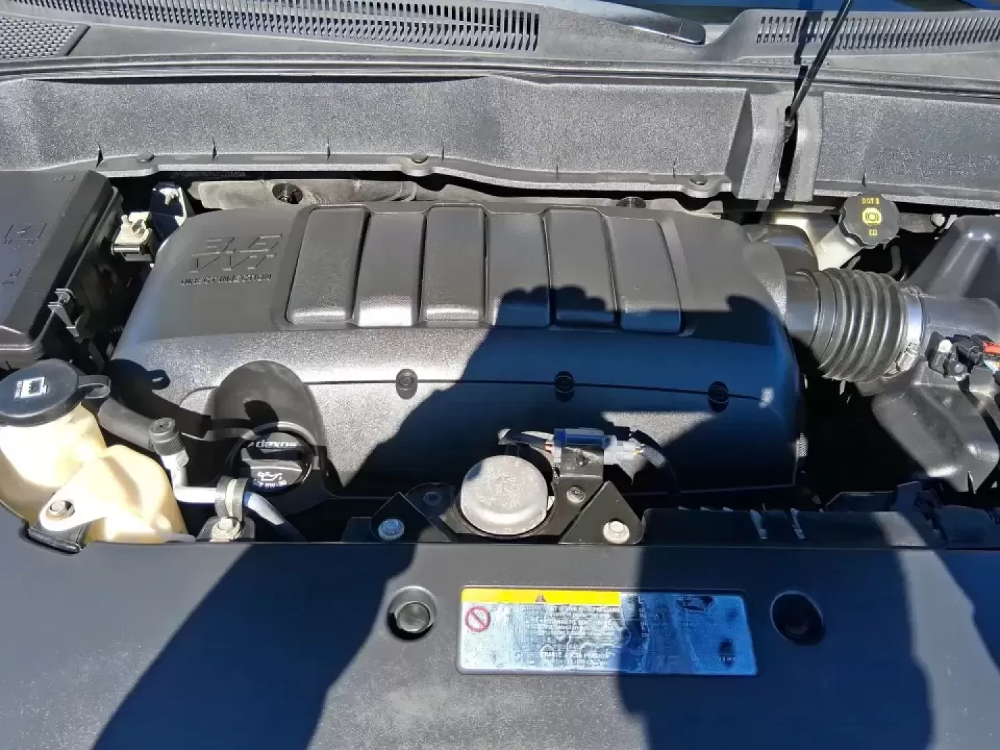 2016 Chevrolet Traverse LS (1GNKRFKDXGJ) with an 3.6L V-6 gasoline direct injection engine, 6A transmission, located at 401 Woodman Dr, Riverside, OH, 45431, (937) 908-9800, 39.760899, -84.123421 - Need one SUV that can handle school drop-offs, long commutes to Dayton, and weekend runs out toward John Bryan State Park without feeling cramped? This 2016 Chevrolet Traverse LS is built for real life-roomy seating for the whole crew, flexible cargo space for strollers or sports gear, and confident - Photo#10