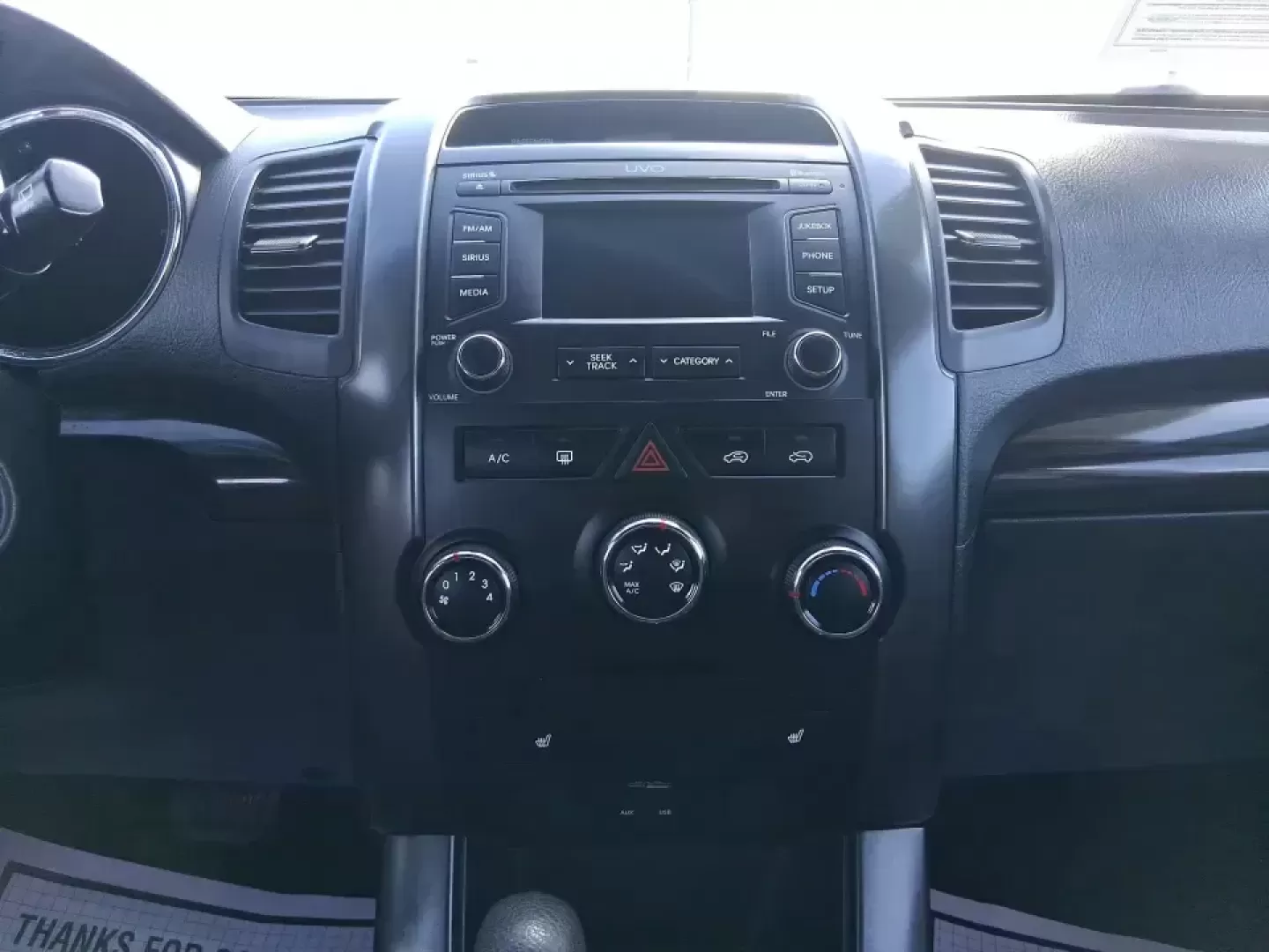 2013 Kia Sorento LX (5XYKTCA64DG) with an 2.4L I-4 gasoline direct injection engine, 6-Speed Automatic transmission, located at 1230 East Main St, Xenia, OH, 45385, (937) 908-9800, 39.688026, -83.910172 - Load up the kids, the dog, and the groceries-or point the hood toward a weekend escape at John Bryan State Park-because this 2013 Kia Sorento LX is the kind of practical SUV that fits real life in Greene County. With confident all-weather capability, flexible seating, and everyday comfort, it's idea - Photo#13