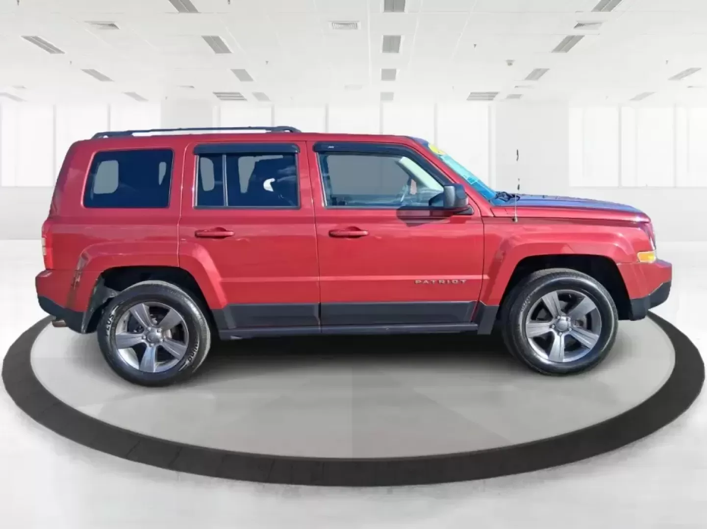 2015 Jeep Patriot Latitude 4WD (1C4NJRFB8FD) with an 2.4L L4 DOHC 16V engine, located at 1951 S Dayton Lakeview Rd., New Carlisle, OH, 45344, (937) 908-9800, 39.890999, -84.050255 - Weekend getaways to the Miami Valley, snowy commutes up I70, and everyday errands with room for friends and gear-this 2015 Jeep Patriot Latitude 4WD is built for drivers who want SUV versatility without giving up budget-friendly practicality. If your lifestyle includes hauling sports bags to practic - Photo#1