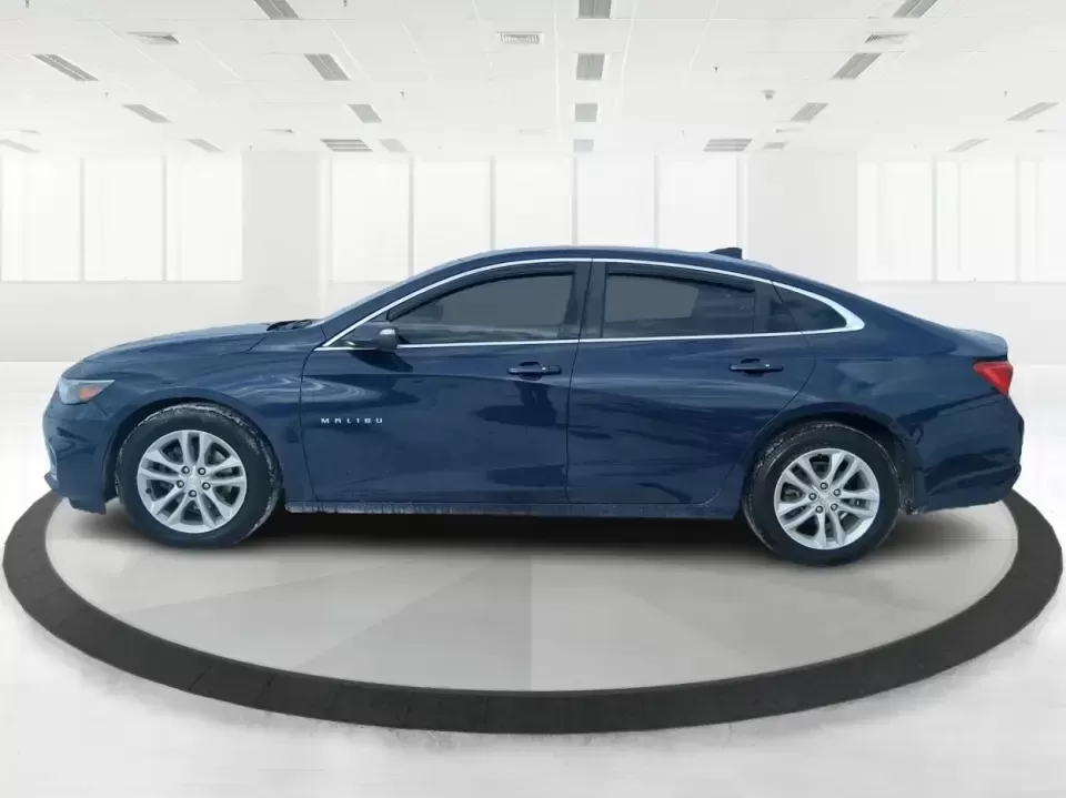 2018 Chevrolet Malibu LT (1G1ZD5STXJF) with an ECOTEC 1.5L I-4 gasoline direct injection engine, 6A transmission, located at 1230 East Main St, Xenia, OH, 45385, (937) 908-9800, 39.688026, -83.910172 - Need a dependable sedan that can handle the weekday commute, weekend errands, and the occasional I-75 road trip without draining your budget? This 2018 Chevrolet Malibu LT is built for real life in Troy-comfortable for long drives, efficient on regular unleaded, and roomy enough for growing families - Photo#5