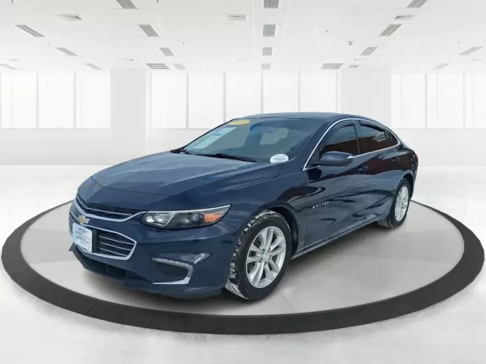 2018 Chevrolet Malibu LT (1G1ZD5STXJF) with an ECOTEC 1.5L I-4 gasoline direct injection engine, 6A transmission, located at 1230 East Main St, Xenia, OH, 45385, (937) 908-9800, 39.688026, -83.910172 - Need a dependable sedan that can handle the weekday commute, weekend errands, and the occasional I-75 road trip without draining your budget? This 2018 Chevrolet Malibu LT is built for real life in Troy-comfortable for long drives, efficient on regular unleaded, and roomy enough for growing families - Photo#8