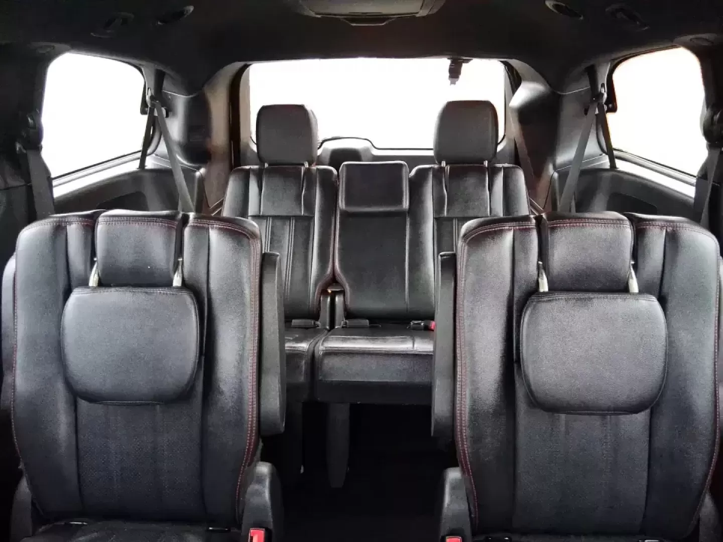 2019 Dodge Grand Caravan GT (2C4RDGEG1KR) with an Pentastar 3.6L V-6 DOHC engine, 6A transmission, located at 1951 S Dayton Lakeview Rd., New Carlisle, OH, 45344, (937) 908-9800, 39.890999, -84.050255 - Life gets busy fast-school drop-offs, grocery runs, weekend tournaments, and the occasional road trip to reset. This 2019 Dodge Grand Caravan GT is built for real-life schedules, giving growing families, rideshare-friendly commuters, and budget-conscious buyers the space and comfort of a well-equipp - Photo#14