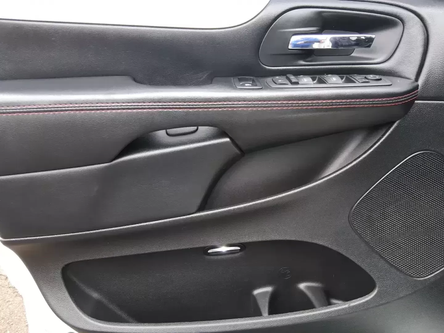 2019 Dodge Grand Caravan GT (2C4RDGEG1KR) with an Pentastar 3.6L V-6 DOHC engine, 6A transmission, located at 1951 S Dayton Lakeview Rd., New Carlisle, OH, 45344, (937) 908-9800, 39.890999, -84.050255 - Life gets busy fast-school drop-offs, grocery runs, weekend tournaments, and the occasional road trip to reset. This 2019 Dodge Grand Caravan GT is built for real-life schedules, giving growing families, rideshare-friendly commuters, and budget-conscious buyers the space and comfort of a well-equipp - Photo#19