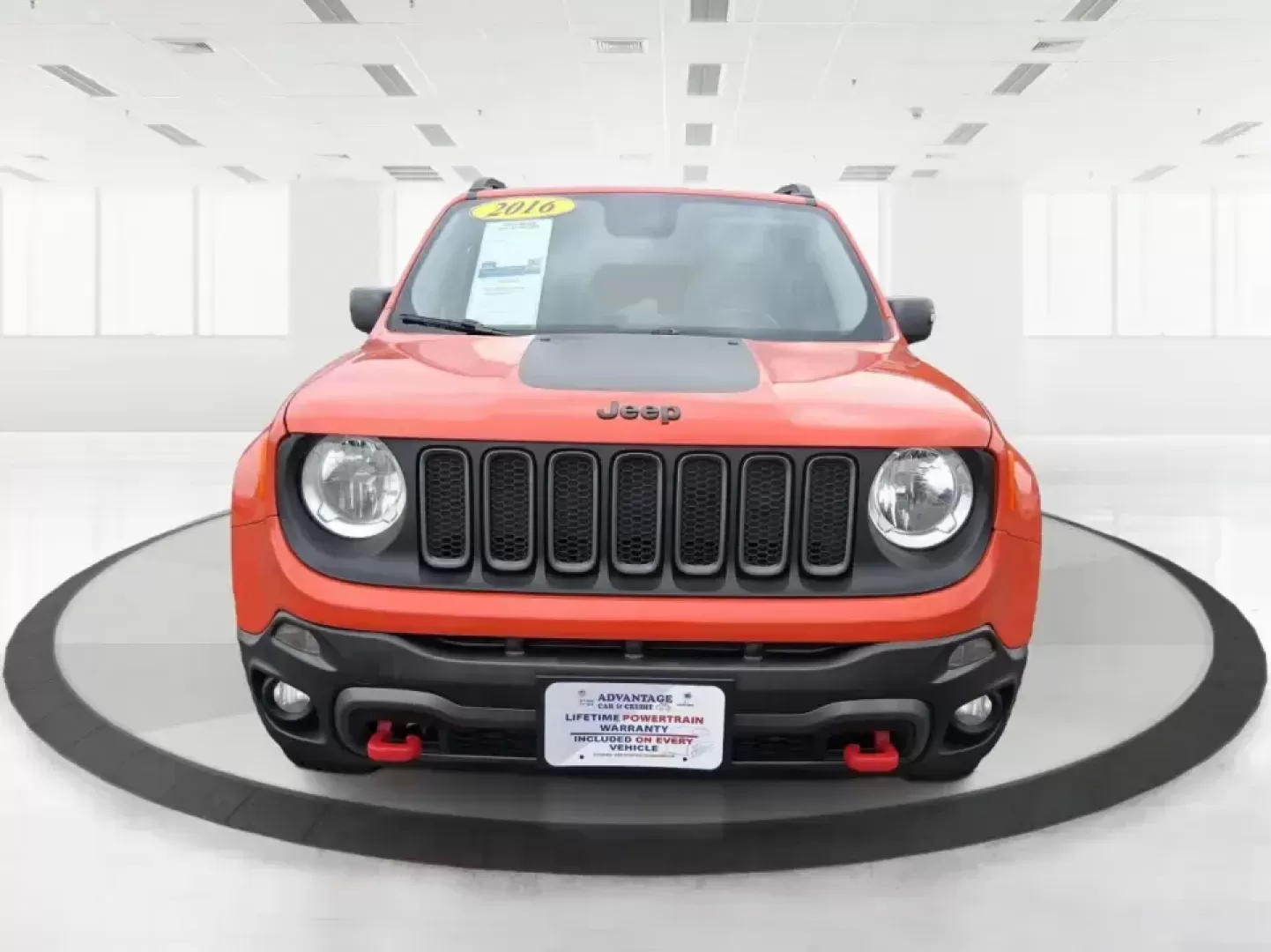 2016 Jeep Renegade Trailhawk (ZACCJBCT5GP) with an Tigershark MultiAir 2.4L I-4 variable valve contro engine, 9A transmission, located at 8750 N County Rd 25A, Piqua, OH, 45356, (937) 908-9800, 40.164391, -84.232513 - Weekend escapes, snowy commutes, and everyday errands feel easier when your crossover is ready for whatever Ohio throws your way. This **2016 Jeep Renegade Trailhawk** in eye-catching **Omaha Orange** is built for drivers who want real capability in a city-friendly size-perfect for exploring MetroPa - Photo#7
