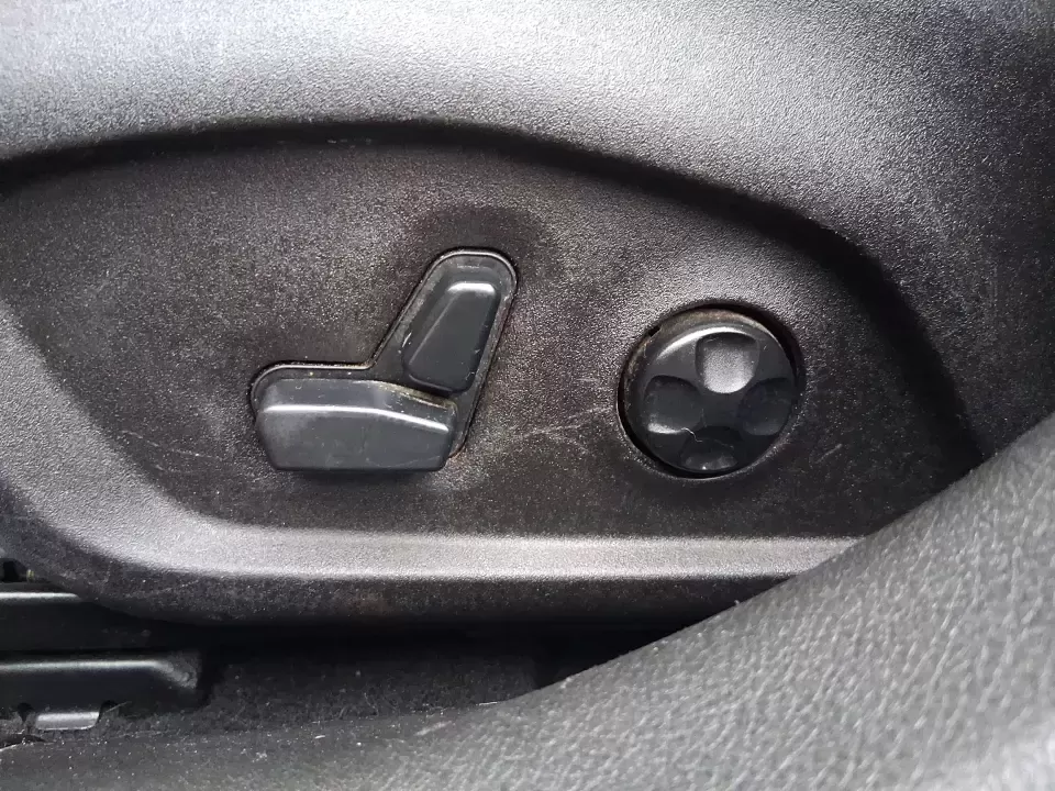 2016 Jeep Renegade Trailhawk (ZACCJBCT5GP) with an Tigershark MultiAir 2.4L I-4 variable valve contro engine, 9A transmission, located at 4508 South Dixie Dr, Moraine, OH, 45439, (937) 908-9800, 39.689976, -84.218452 - Weekend escapes, snowy commutes, and everyday errands feel easier when your crossover is ready for whatever Ohio throws your way. This **2016 Jeep Renegade Trailhawk** in eye-catching **Omaha Orange** is built for drivers who want real capability in a city-friendly size-perfect for exploring MetroPa - Photo#18