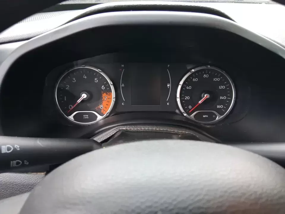 2018 Jeep Renegade Upland Edition 4x4 (ZACCJBAB1JP) with an Tigershark MultiAir 2.4L I-4 variable valve contro engine, 6M transmission, located at 1230 East Main St, Xenia, OH, 45385, (937) 908-9800, 39.688026, -83.910172 - Weekend getaways to John Bryan State Park, snowy commutes down US-35, or daily school-and-grocery runs around Xenia all get easier when you've got a compact SUV that's sized for city parking but ready for Ohio backroads. This 2018 Jeep Renegade Upland Edition 4x4 brings that go-anywhere, do-everythi - Photo#15