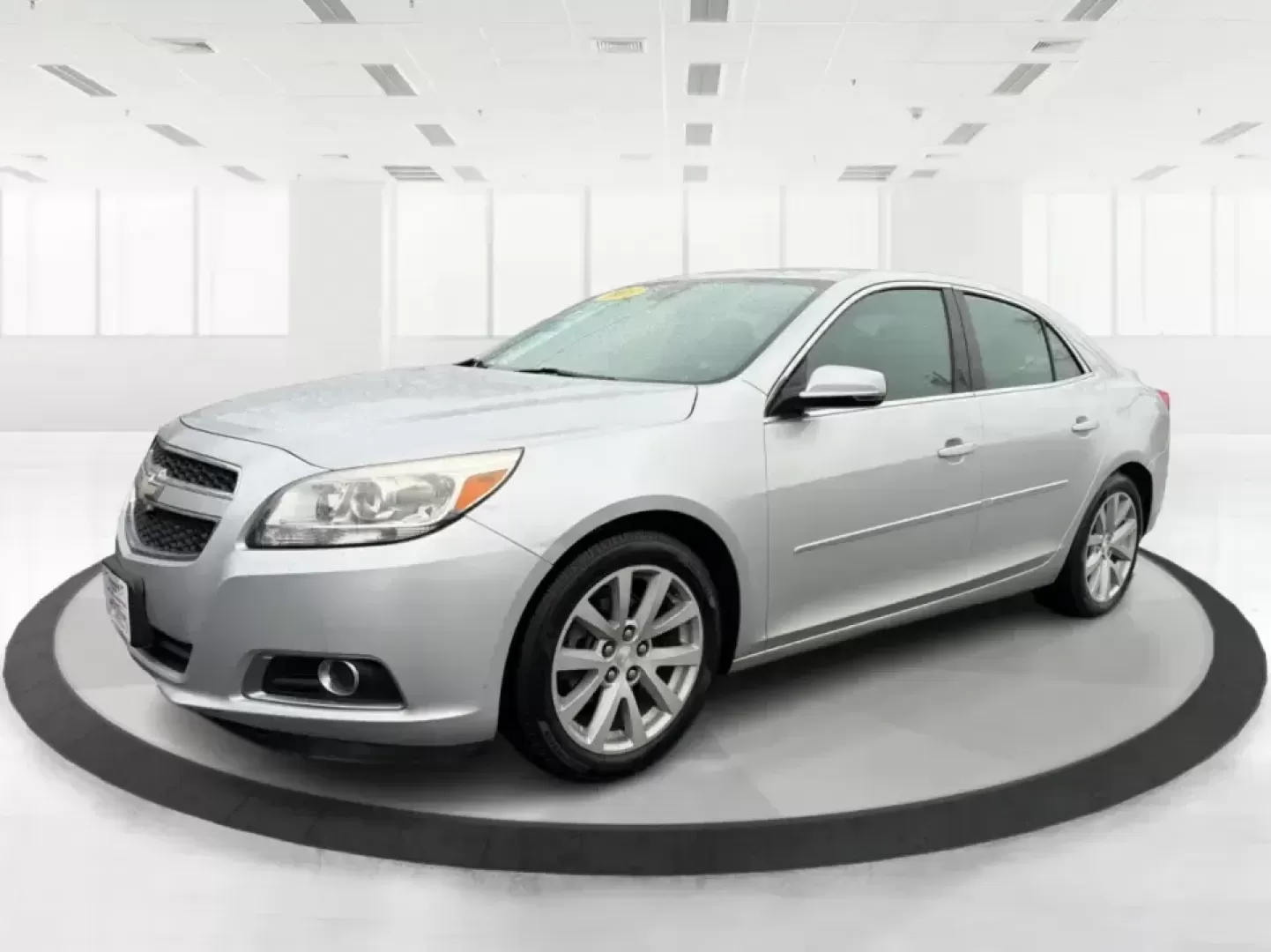 2013 Chevrolet Malibu 2LT (1G11E5SA7DF) with an ECOTEC 2.5L I-4 gasoline direct injection engine, 6-Speed Automatic transmission, located at 1099 N County Rd 25A , Troy, OH, 45373, (937) 908-9800, 40.057079, -84.212883 - Need a reliable commuter that's comfortable for I75 runs, errands around Troy, and the occasional weekend escape to Charleston Falls Preserve? This 2013 Chevrolet Malibu 2LT is the kind of practical, polished sedan that fits real life-easy to park downtown, smooth on longer drives, and roomy enough - Photo#8