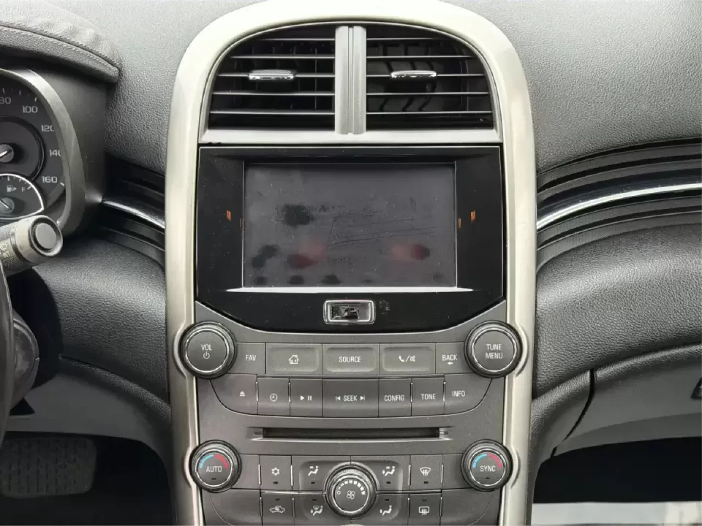 2013 Chevrolet Malibu 2LT (1G11E5SA7DF) with an ECOTEC 2.5L I-4 gasoline direct injection engine, 6-Speed Automatic transmission, located at 1099 N County Rd 25A , Troy, OH, 45373, (937) 908-9800, 40.057079, -84.212883 - Need a reliable commuter that's comfortable for I75 runs, errands around Troy, and the occasional weekend escape to Charleston Falls Preserve? This 2013 Chevrolet Malibu 2LT is the kind of practical, polished sedan that fits real life-easy to park downtown, smooth on longer drives, and roomy enough - Photo#13