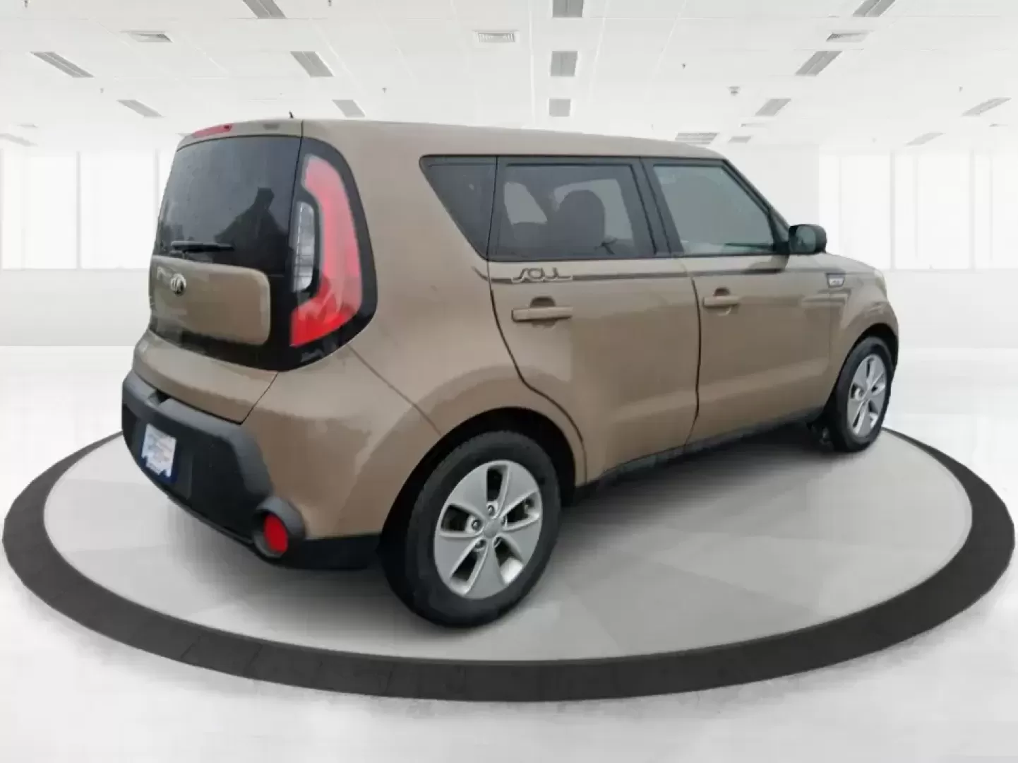 2015 Kia Soul Base (KNDJN2A25F7) with an 1.6L L4 DOHC 16V engine, located at 1099 N County Rd 25A , Troy, OH, 45373, (937) 908-9800, 40.057079, -84.212883 - Picture your next week in Troy: an easy commute up N County Rd 25A, a quick grocery run near the Miami County Fairgrounds, and a Saturday drive down I75 for a Dayton day trip-without stressing over parking, fuel costs, or tight cargo space. This 2015 Kia Soul Base is built for real life, making it a - Photo#2