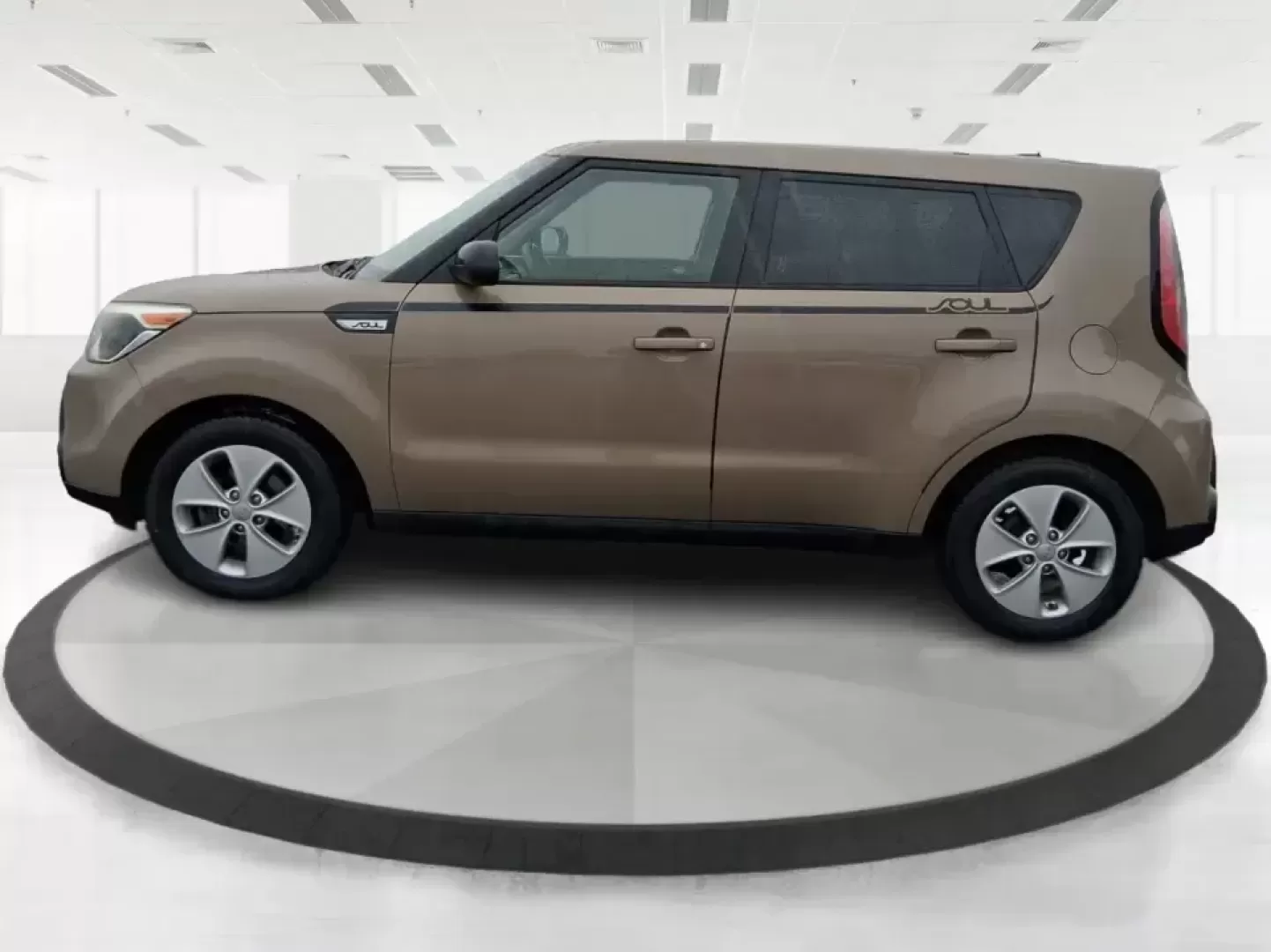2015 Kia Soul Base (KNDJN2A25F7) with an 1.6L L4 DOHC 16V engine, located at 1099 N County Rd 25A , Troy, OH, 45373, (937) 908-9800, 40.057079, -84.212883 - Picture your next week in Troy: an easy commute up N County Rd 25A, a quick grocery run near the Miami County Fairgrounds, and a Saturday drive down I75 for a Dayton day trip-without stressing over parking, fuel costs, or tight cargo space. This 2015 Kia Soul Base is built for real life, making it a - Photo#5