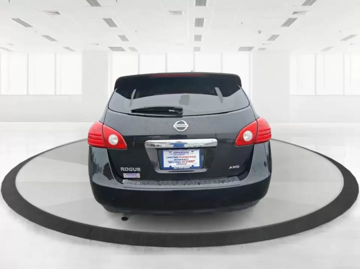 2013 Nissan Rogue S (JN8AS5MV5DW) with an 2.5L I-4 DOHC engine, Continuously Variable Transmission transmission, located at 1184 Kauffman Ave, Fairborn, OH, 45324, (937) 908-9800, 39.807072, -84.030914 - Need one SUV that can handle Ohio weather, school drop-offs, and weekend getaways without blowing the budget? This **2013 Nissan Rogue S** is a practical, go-anywhere compact SUV that fits real life in **Fairborn, OH**-whether you're commuting toward Wright-Patterson AFB, running errands near Downto - Photo#3