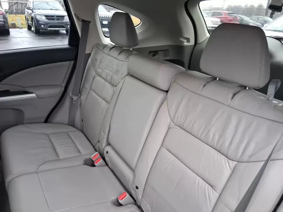 2013 Honda CR-V EX-L (2HKRM4H74DH) with an 2.4L I-4 DOHC engine, 5-Speed Automatic transmission, located at 1184 Kauffman Ave, Fairborn, OH, 45324, (937) 908-9800, 39.807072, -84.030914 - Picture your next weekend: a quick run up I75 for a Dayton Dragons game, a family trip to Treasure Island Park, or a snowy school-morning commute across Troy-without stressing about space, comfort, or traction. This 2013 Honda CRV EXL in Twilight Blue Metallic is the kind of do-it-all SUV that fits - Photo#10