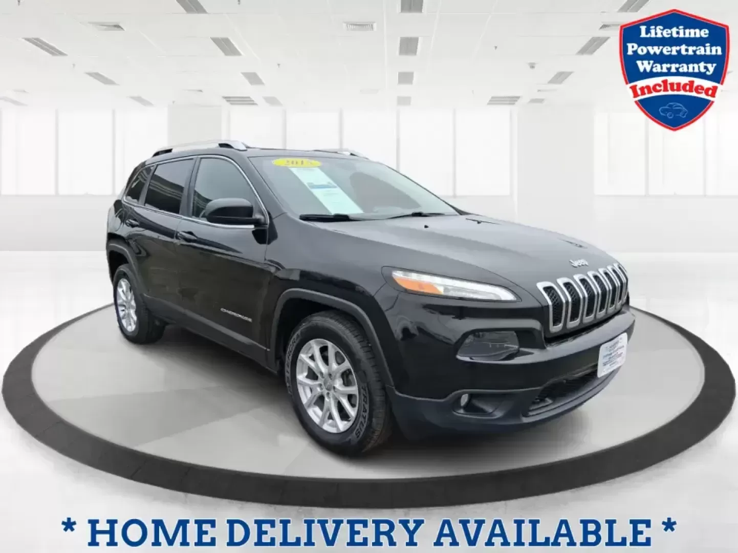 2015 Jeep Cherokee Latitude (1C4PJMCBXFW) with an 2.4L L4 DOHC 16V engine, 9-Speed Automatic transmission, located at 1230 East Main St, Xenia, OH, 45385, (937) 908-9800, 39.688026, -83.910172 - Weekend escapes to John Bryan State Park, snowy school runs, and everyday commuting up US35 feel a lot easier when you're driving a capable crossover that's comfortable, confident, and ready for Ohio weather. This 2015 Jeep Cherokee Latitude is a smart fit for busy families in Beavercreek, professio - Photo#0