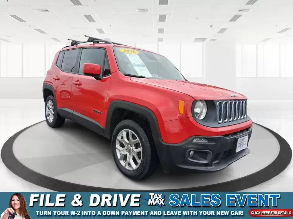 2016 Jeep Renegade Latitude (ZACCJBBT1GP) with an 2.4L L4 DOHC 16V engine, 6M transmission, located at 1184 Kauffman Ave, Fairborn, OH, 45324, (937) 908-9800, 39.807072, -84.030914 - Picture your next Ohio weekend: a quick commute from Fairborn to Wright-Patterson AFB during the week, then a spontaneous road trip to Yellow Springs or an afternoon exploring the trails near John Bryan State Park when the weather's perfect. This 2016 Jeep Renegade Latitude in bold Colorado Red is b - Photo#0