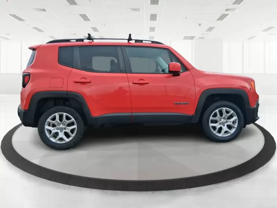 2016 Jeep Renegade Latitude (ZACCJBBT1GP) with an 2.4L L4 DOHC 16V engine, 6M transmission, located at 1184 Kauffman Ave, Fairborn, OH, 45324, (937) 908-9800, 39.807072, -84.030914 - Picture your next Ohio weekend: a quick commute from Fairborn to Wright-Patterson AFB during the week, then a spontaneous road trip to Yellow Springs or an afternoon exploring the trails near John Bryan State Park when the weather's perfect. This 2016 Jeep Renegade Latitude in bold Colorado Red is b - Photo#1