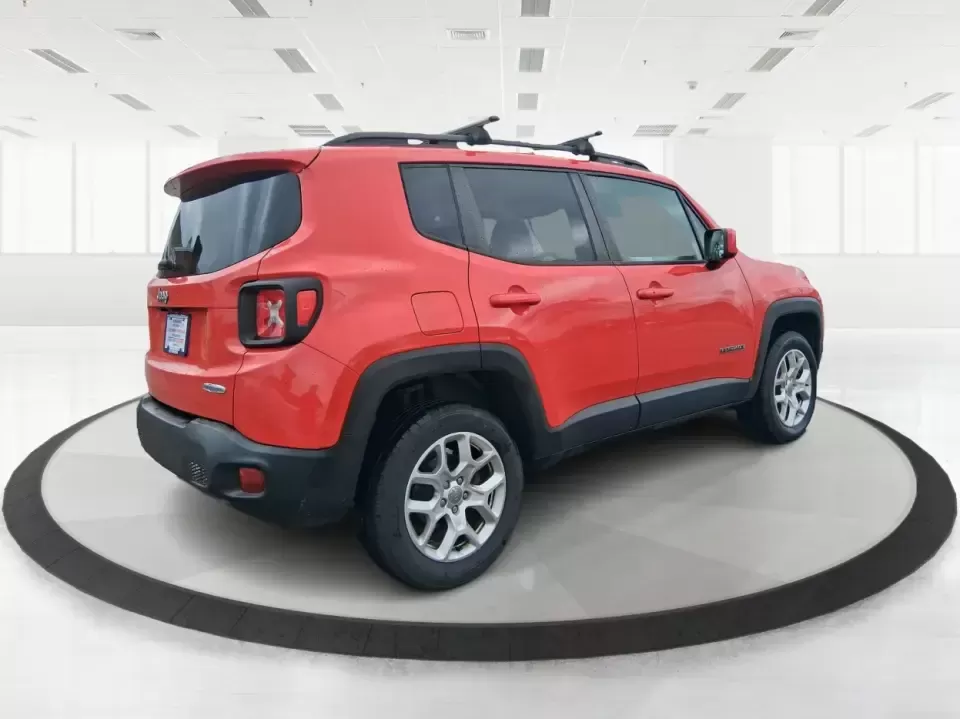 2016 Jeep Renegade Latitude (ZACCJBBT1GP) with an 2.4L L4 DOHC 16V engine, 6M transmission, located at 1184 Kauffman Ave, Fairborn, OH, 45324, (937) 908-9800, 39.807072, -84.030914 - Picture your next Ohio weekend: a quick commute from Fairborn to Wright-Patterson AFB during the week, then a spontaneous road trip to Yellow Springs or an afternoon exploring the trails near John Bryan State Park when the weather's perfect. This 2016 Jeep Renegade Latitude in bold Colorado Red is b - Photo#2