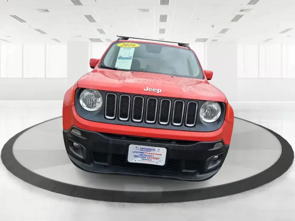 2016 Jeep Renegade Latitude (ZACCJBBT1GP) with an 2.4L L4 DOHC 16V engine, 6M transmission, located at 1184 Kauffman Ave, Fairborn, OH, 45324, (937) 908-9800, 39.807072, -84.030914 - Picture your next Ohio weekend: a quick commute from Fairborn to Wright-Patterson AFB during the week, then a spontaneous road trip to Yellow Springs or an afternoon exploring the trails near John Bryan State Park when the weather's perfect. This 2016 Jeep Renegade Latitude in bold Colorado Red is b - Photo#7