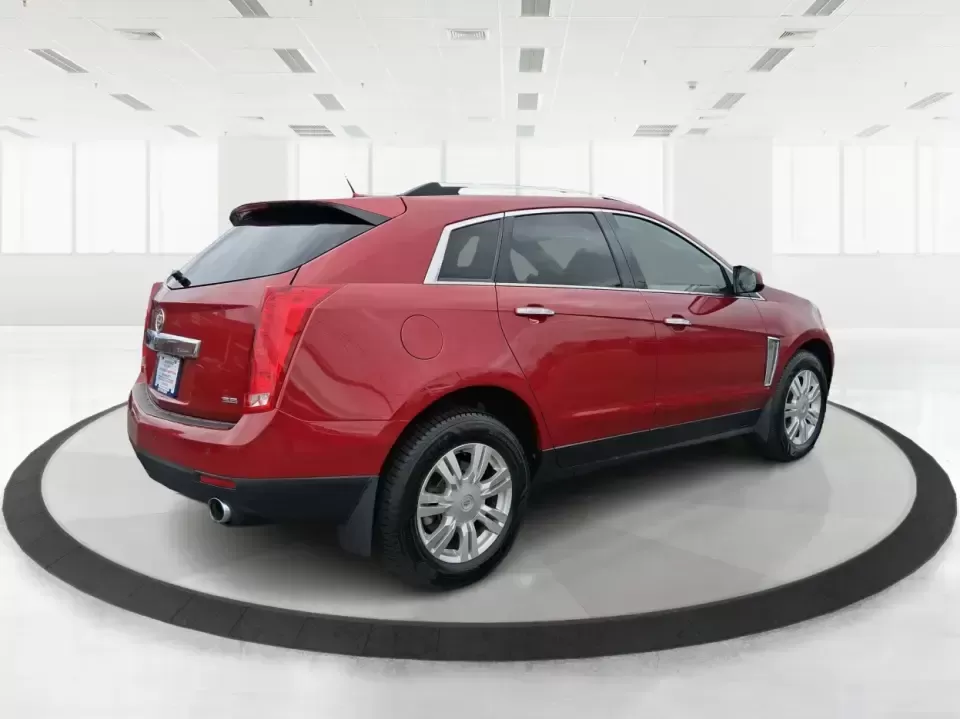 2013 Cadillac SRX Luxury Collection (3GYFNGE3XDS) with an 3.6L V-6 gasoline direct injection engine, 6-Speed Automatic transmission, located at 1230 East Main St, Xenia, OH, 45385, (937) 908-9800, 39.688026, -83.910172 - Make every day feel a little more first-class-whether you're commuting from Xenia to Beavercreek, planning a family run to the Greene County Fairgrounds, or loading up for a weekend getaway through Clifton Gorge. This 2013 Cadillac SRX Luxury Collection is the kind of SUV that fits real life: comfor - Photo#2