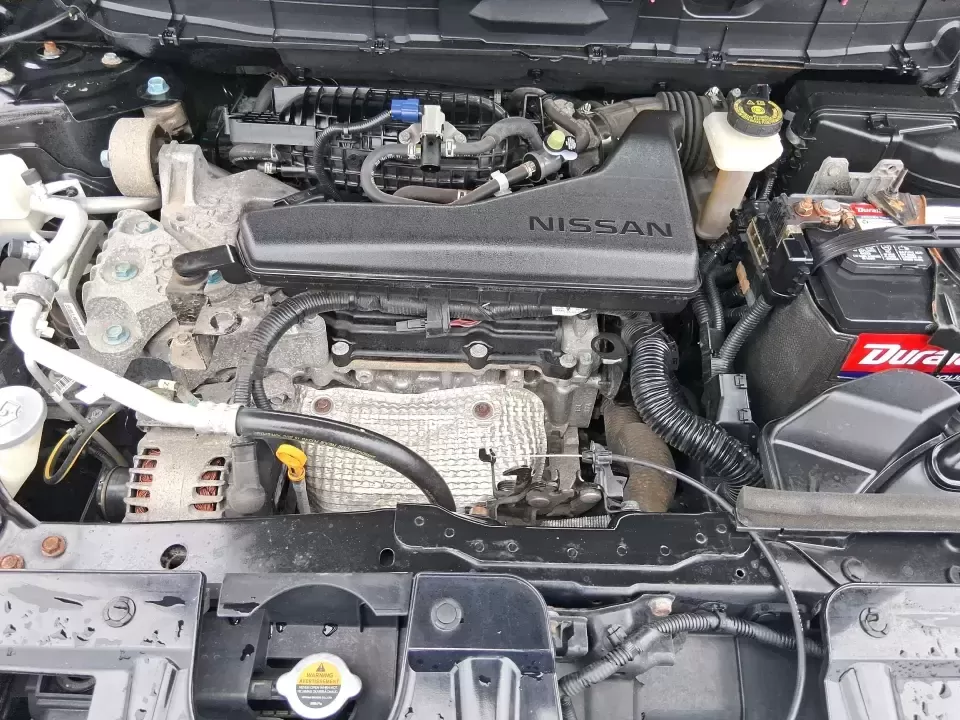 2016 Nissan Rogue SV (KNMAT2MV9GP) with an 2.5L I-4 DOHC engine, CVT transmission, located at 880 E. National Road, Vandalia, OH, 45377, (937) 908-9800, 39.891918, -84.183594 - Need a dependable SUV that fits real life in Vandalia-school drop-offs, long commutes to Dayton, and weekend getaways up I75-without the stress of traditional bank hurdles? This 2016 Nissan Rogue SV in Magnetic Black is a smart, versatile choice for busy families, frequent travelers, and budget-cons - Photo#11