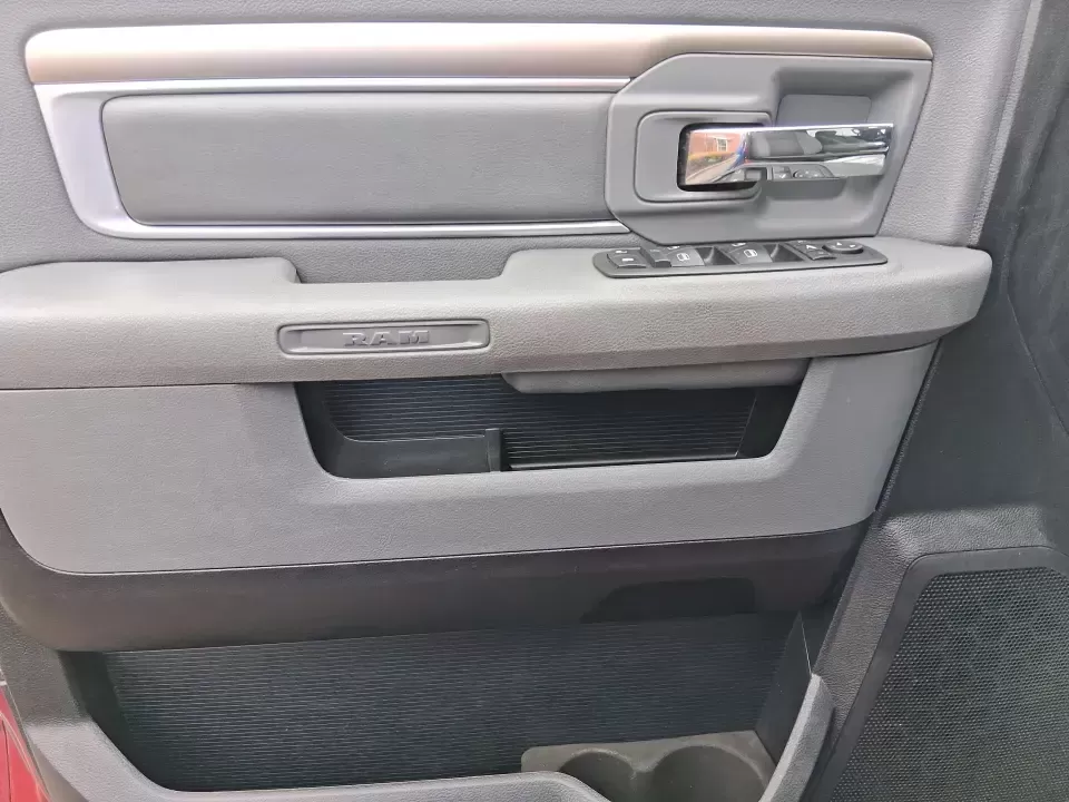 2013 Ram 1500 Big Horn (1C6RR7LT6DS) with an HEMI 5.7L V-8 variable valve control engine, 6-Speed Automatic transmission, located at 880 E. National Road, Vandalia, OH, 45377, (937) 908-9800, 39.891918, -84.183594 - Need a truck that can handle weekday work runs and still feel ready for a spontaneous weekend escape? This Flame Red Clearcoat 2013 Ram 1500 Big Horn Crew Cab is built for real-life Ohio driving-hauling, towing, commuting, and road-tripping with the comfort your passengers will appreciate and the ca - Photo#18