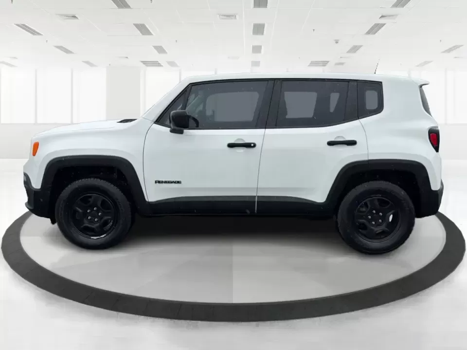 2018 Jeep Renegade Sport 4x4 (ZACCJBAB5JP) with an 2.4L L4 DOHC 16V engine, 6M transmission, located at 880 E. National Road, Vandalia, OH, 45377, (937) 908-9800, 39.891918, -84.183594 - Ready for weekend adventures at Englewood MetroPark, snowy commutes up I75, or a spontaneous road trip down U.S. Route 40? This 2018 Jeep Renegade Sport 4x4 is the kind of compact SUV that fits real life in Vandalia, OH-easy to park around town, confident when the weather turns, and versatile enough - Photo#5