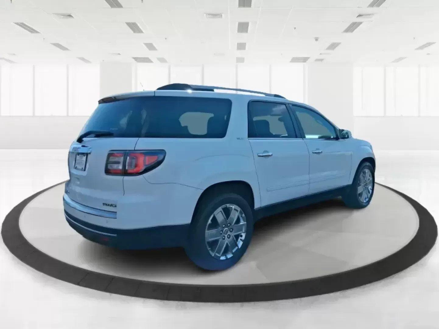 2017 GMC Acadia Base (1GKKVSKD1HJ) with an 3.6L V6 DOHC 24V engine, 6A transmission, located at 1951 S Dayton Lakeview Rd., New Carlisle, OH, 45344, (937) 908-9800, 39.890999, -84.050255 - Load up the family, point the hood toward I70, and make every mile feel easy in this 2017 GMC Acadia-an SUV that's built for real life in and around New Carlisle, Ohio. Whether you're doing school drop-offs, commuting toward Dayton, or planning a weekend run to Buck Creek State Park, this Acadia giv - Photo#2