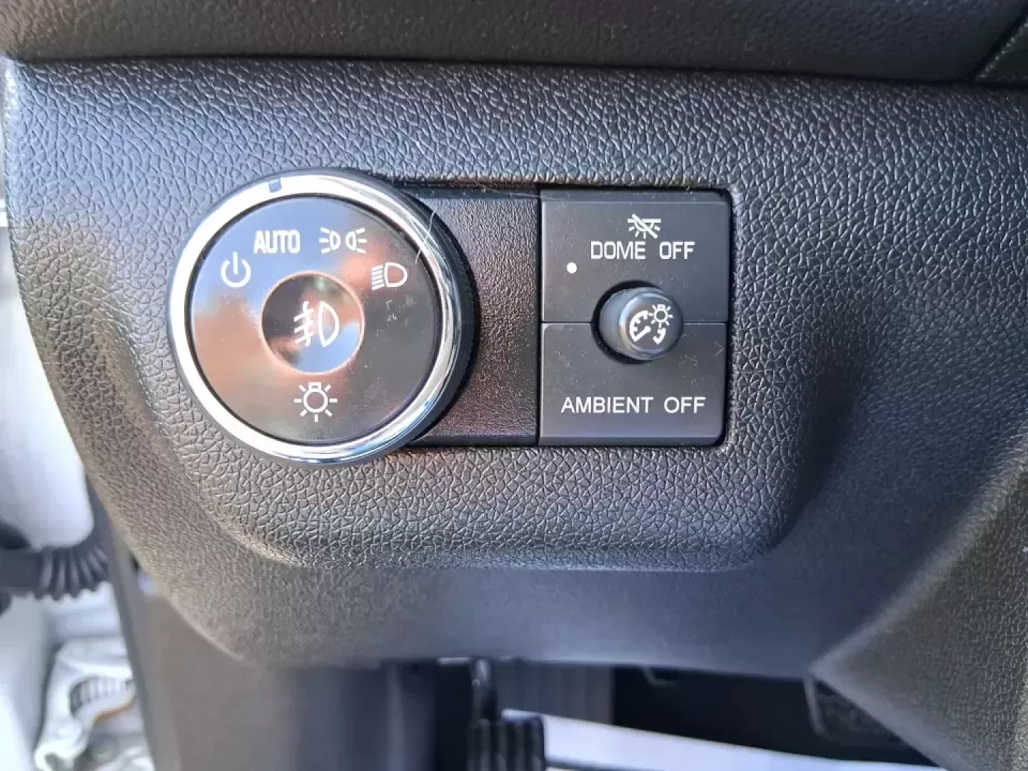 2017 GMC Acadia Base (1GKKVSKD1HJ) with an 3.6L V6 DOHC 24V engine, 6A transmission, located at 1951 S Dayton Lakeview Rd., New Carlisle, OH, 45344, (937) 908-9800, 39.890999, -84.050255 - Load up the family, point the hood toward I70, and make every mile feel easy in this 2017 GMC Acadia-an SUV that's built for real life in and around New Carlisle, Ohio. Whether you're doing school drop-offs, commuting toward Dayton, or planning a weekend run to Buck Creek State Park, this Acadia giv - Photo#17