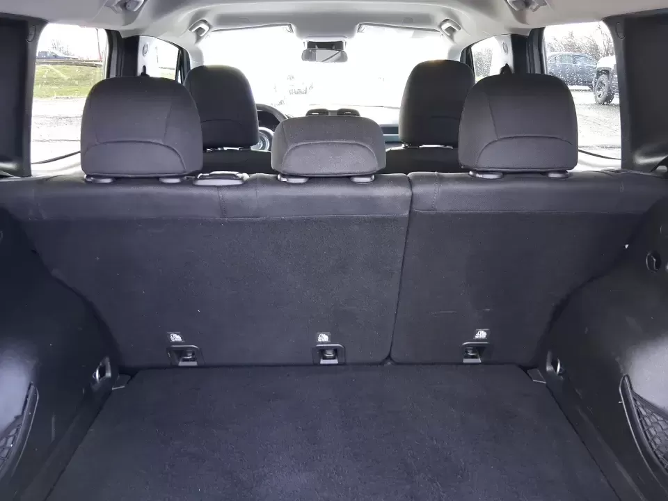 2020 Jeep Renegade Sport FWD (ZACNJAAB1LP) with an 2.4L L4 DOHC 16V engine, 9A transmission, located at 1951 S Dayton Lakeview Rd., New Carlisle, OH, 45344, (937) 908-9800, 39.890999, -84.050255 - Picture your next weekend: you're cruising from New Carlisle to Springfield for errands, then heading back on I70 with the cargo area packed for a family cookout at George Rogers Clark Park. If you need a compact SUV that's easy to park, comfortable for daily commuting, and ready for spontaneous roa - Photo#11