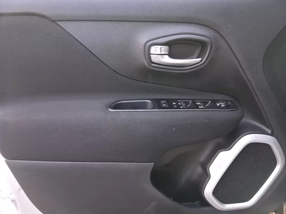 2020 Jeep Renegade Sport FWD (ZACNJAAB1LP) with an 2.4L L4 DOHC 16V engine, 9A transmission, located at 1951 S Dayton Lakeview Rd., New Carlisle, OH, 45344, (937) 908-9800, 39.890999, -84.050255 - Picture your next weekend: you're cruising from New Carlisle to Springfield for errands, then heading back on I70 with the cargo area packed for a family cookout at George Rogers Clark Park. If you need a compact SUV that's easy to park, comfortable for daily commuting, and ready for spontaneous roa - Photo#17