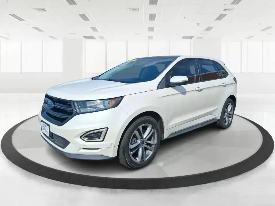 2017 Ford Edge Sport (2FMPK4AP8HB) with an EcoBoost 2.7L V-6 gasoline direct injection engine, 6A transmission, located at 8750 N County Rd 25A, Piqua, OH, 45356, (937) 908-9800, 40.164391, -84.232513 - Weekend road trips up I75, snowy school runs across Miami County, or a daily commute to Troy or Dayton-this 2017 Ford Edge Sport is the kind of SUV that fits real life. With its confident AWD capability, strong EcoBoost power, and family-friendly comfort, it's a smart pick for drivers who want a spo - Photo#8
