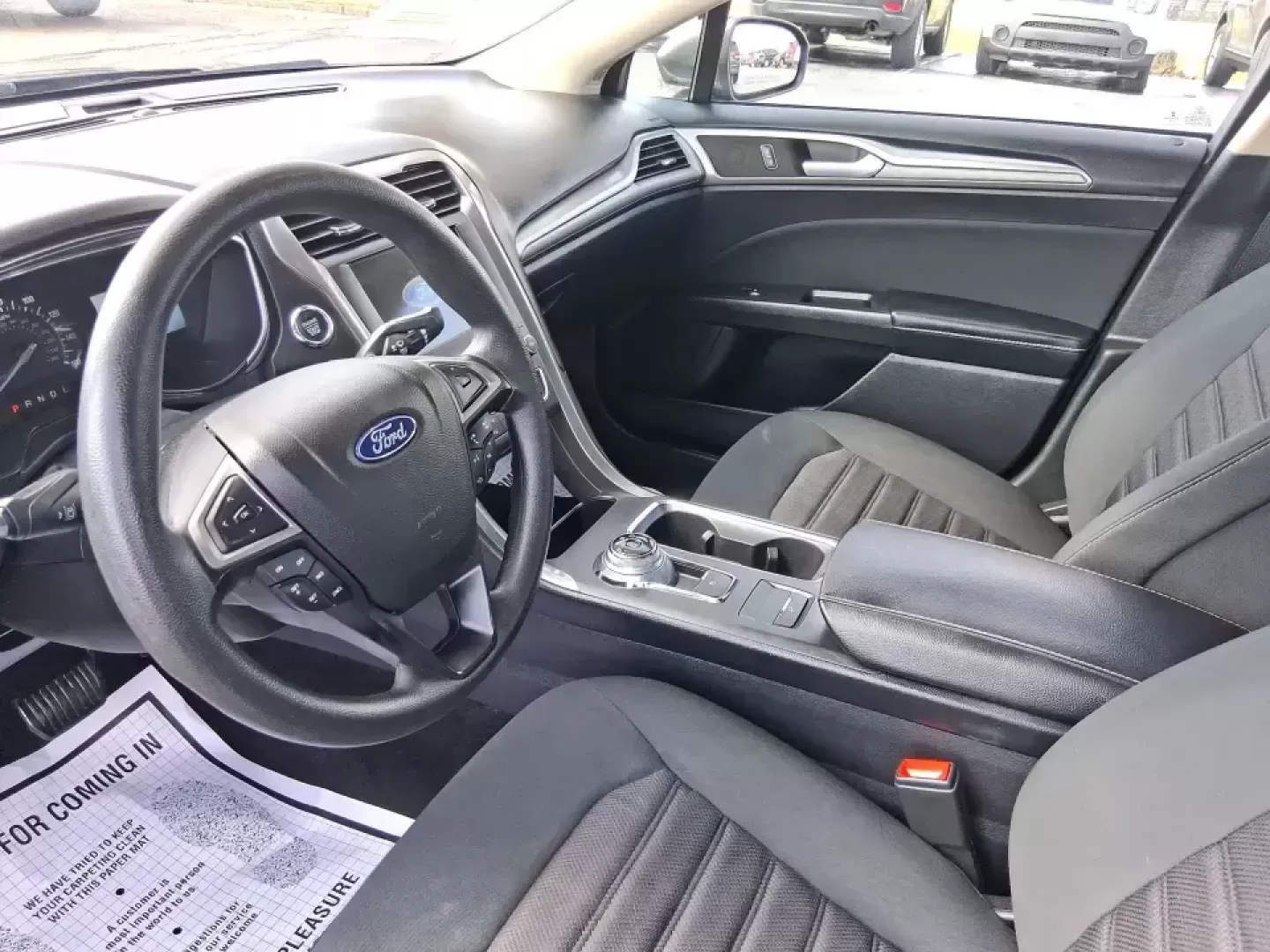 2019 Ford Fusion SE (3FA6P0H74KR) with an 2.5L L4 DOHC 16V engine, 6A transmission, located at 4508 South Dixie Dr, Moraine, OH, 45439, (937) 908-9800, 39.689976, -84.218452 - Need a reliable commuter sedan that can handle the daily grind from Riverside to Downtown Dayton, plus weekend runs to The Greene or a quick getaway to Carillon Historical Park? This 2019 Ford Fusion SE is built for real life-comfortable for long commutes, efficient on regular unleaded, and packed w - Photo#9