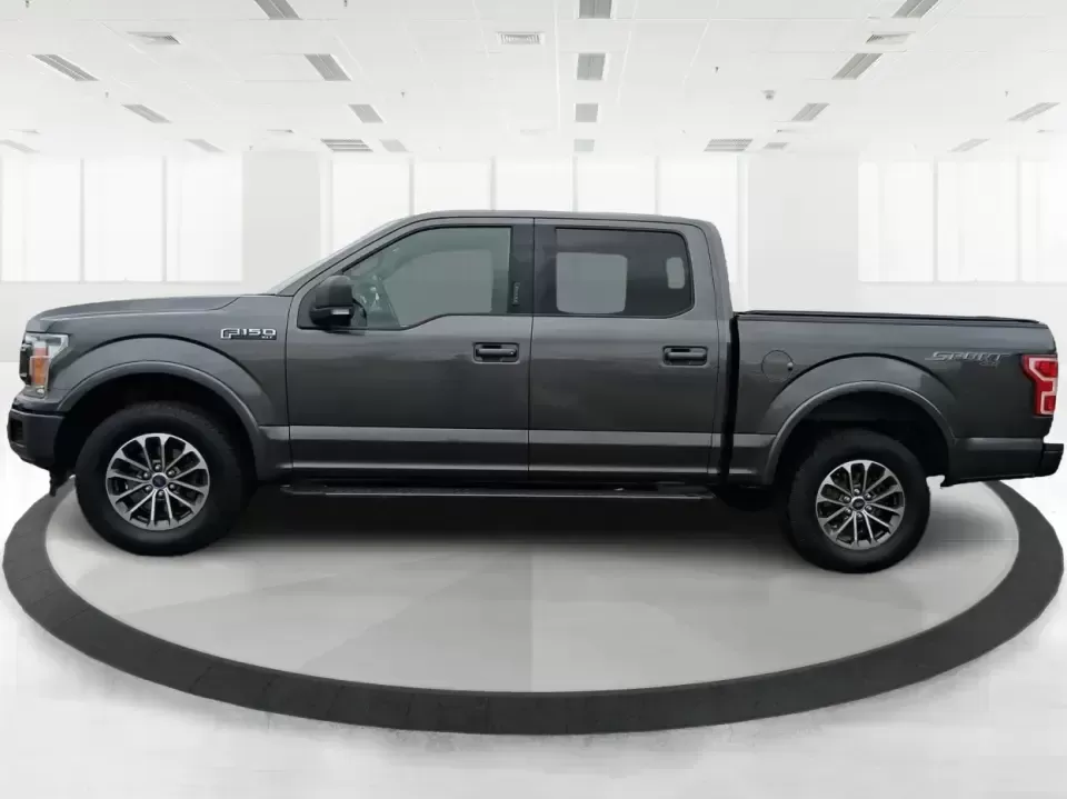 2018 Ford F-150 XLT (1FTEW1EG0JF) with an 3.5L V6 TURBO engine, 6A transmission, located at 880 E. National Road, Vandalia, OH, 45377, (937) 908-9800, 39.891918, -84.183594 - Built for Ohio workweeks and weekend getaways, this 2018 Ford F-150 XLT Crew Cab is the kind of truck that fits real life-hauling home-improvement supplies, towing the toys for a day at the lake, or cruising I-75 with the whole crew in comfort. Finished in Stone Gray and powered by a responsive 3.5L - Photo#5