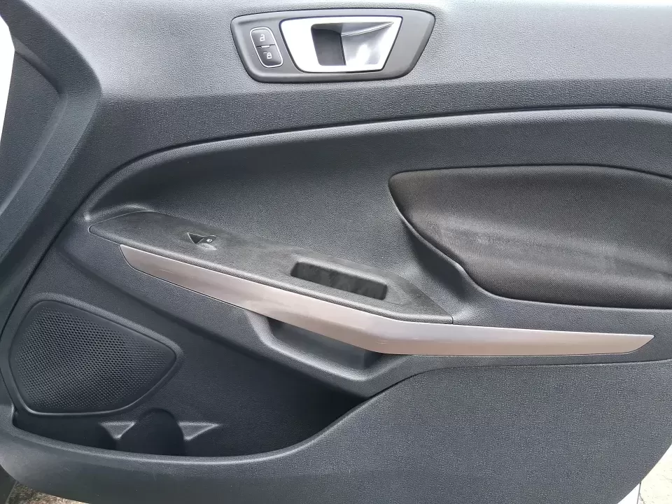 2019 Ford EcoSport SE (MAJ6S3GL7KC) with an 2L I-4 gasoline direct injection engine, 6A transmission, located at 1230 East Main St, Xenia, OH, 45385, (937) 908-9800, 39.688026, -83.910172 - Weekend getaways to Caesar Creek, daily commutes down US35, and quick errands around Greene County feel easier in a compact SUV that's sized for real life. This **2019 Ford EcoSport SE** is the kind of do-it-all crossover that fits tight parking spots in downtown Xenia, still has room for groceries - Photo#19