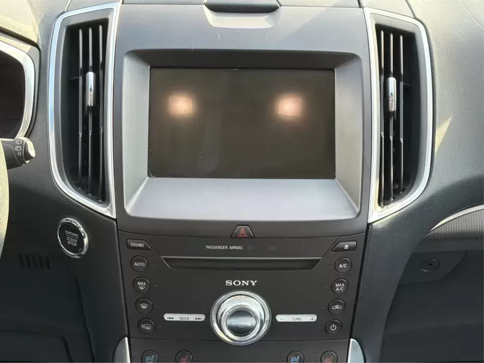 2017 Ford Edge Titanium (2FMPK4K87HB) with an 3.5L V6 DOHC 24V engine, 6A transmission, located at 880 E. National Road, Vandalia, OH, 45377, (937) 908-9800, 39.891918, -84.183594 - Pack up the family, load the cargo area, and point the hood toward your next weekend getaway-this 2017 Ford Edge Titanium is the kind of SUV that makes everyday life in Xenia easier and road trips across Ohio more comfortable. With confident AWD capability, a strong 3.5L V6, and premium Titanium ame - Photo#13