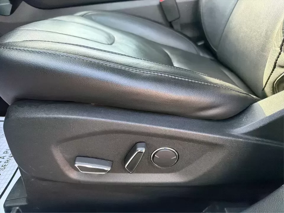 2017 Ford Edge Titanium (2FMPK4K87HB) with an 3.5L V6 DOHC 24V engine, 6A transmission, located at 880 E. National Road, Vandalia, OH, 45377, (937) 908-9800, 39.891918, -84.183594 - Pack up the family, load the cargo area, and point the hood toward your next weekend getaway-this 2017 Ford Edge Titanium is the kind of SUV that makes everyday life in Xenia easier and road trips across Ohio more comfortable. With confident AWD capability, a strong 3.5L V6, and premium Titanium ame - Photo#18