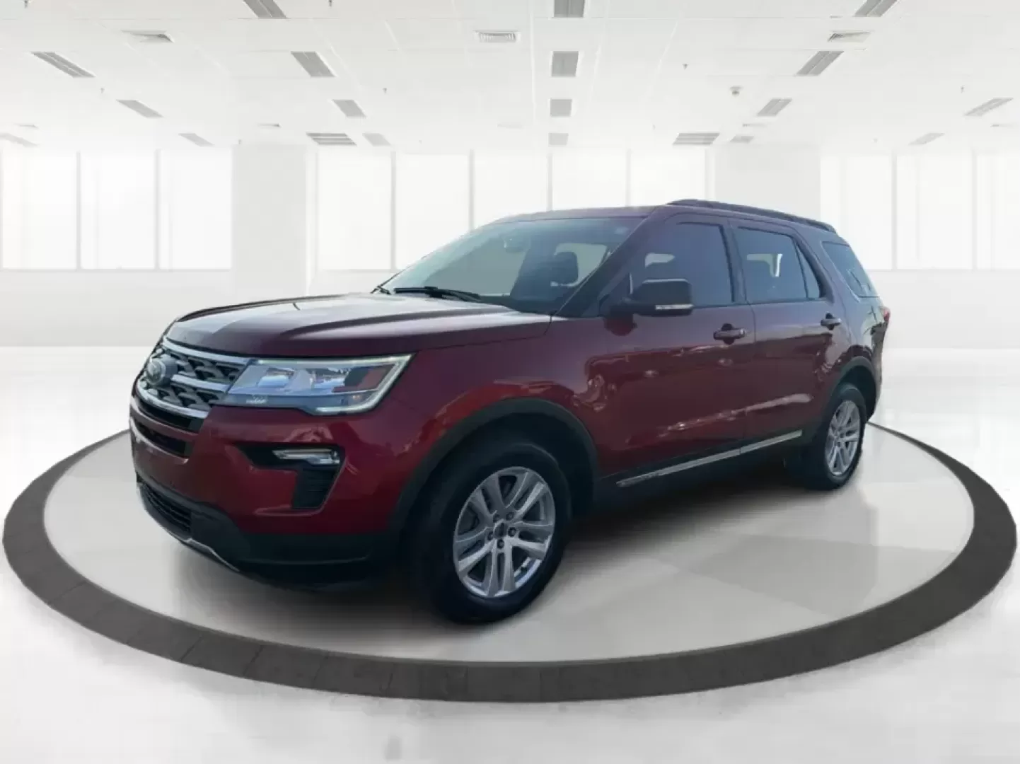 2018 Ford Explorer XLT (1FM5K8D87JG) with an EcoBoost 2.3L I-4 gasoline direct injection engine, 6A transmission, located at 1230 East Main St, Xenia, OH, 45385, (937) 908-9800, 39.688026, -83.910172 - Whether you're hauling the family to practice, commuting up I-75, or packing up for a weekend at Indian Lake, this 2018 Ford Explorer XLT is built for real-life Ohio schedules. With confident 4WD/AWD traction, three-row flexibility, and turbocharged EcoBoost power, it's a smart SUV for drivers who w - Photo#8