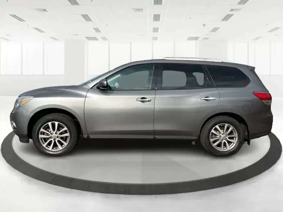 2015 Nissan Pathfinder SV (5N1AR2MN5FC) with an 3.5L V-6 DOHC engine, Continuously Variable Transmission transmission, located at 880 E. National Road, Vandalia, OH, 45377, (937) 908-9800, 39.891918, -84.183594 - Pack the family, load up the gear, and head out for a weekend at Englewood MetroPark or an easy road trip down I70-this 2015 Nissan Pathfinder SV is built for real-life Ohio driving, from school drop-offs to errands along E. National Road. With three-row flexibility and SUV practicality, it's a smar - Photo#5