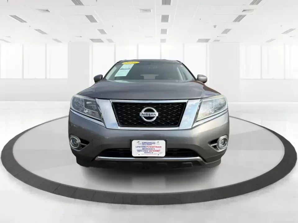 2015 Nissan Pathfinder SV (5N1AR2MN5FC) with an 3.5L V-6 DOHC engine, Continuously Variable Transmission transmission, located at 880 E. National Road, Vandalia, OH, 45377, (937) 908-9800, 39.891918, -84.183594 - Pack the family, load up the gear, and head out for a weekend at Englewood MetroPark or an easy road trip down I70-this 2015 Nissan Pathfinder SV is built for real-life Ohio driving, from school drop-offs to errands along E. National Road. With three-row flexibility and SUV practicality, it's a smar - Photo#7