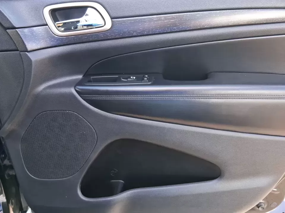 2015 Jeep Grand Cherokee Laredo (1C4RJFAG1FC) with an 3.6L V-6 DOHC engine, 8-Speed Automatic transmission, located at 8750 N County Rd 25A, Piqua, OH, 45356, (937) 908-9800, 40.164391, -84.232513 - Picture your next Ohio road trip: the family loaded up for a weekend at Indian Lake, a cooler in the back, and confidence on wet back roads or winter mornings. This 2015 Jeep Grand Cherokee Laredo is built for drivers who want everyday comfort with true SUV capability-perfect for long commutes, scho - Photo#19