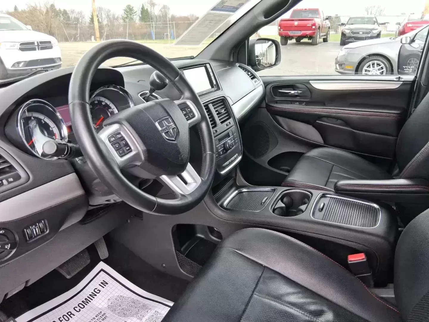 2015 Dodge Grand Caravan R/T (2C4RDGEG8FR) with an 3.6L V-6 DOHC engine, 6-Speed Automatic transmission, located at 8750 N County Rd 25A, Piqua, OH, 45356, (937) 908-9800, 40.164391, -84.232513 - Load up the kids, the cooler, and the weekend plans-this 2015 Dodge Grand Caravan R/T is built for real life in West Central Ohio, whether you're running the school drop-off line, commuting up I75, or heading out for a road-trip to Indian Lake. With family-friendly space, smart comfort features, and - Photo#9