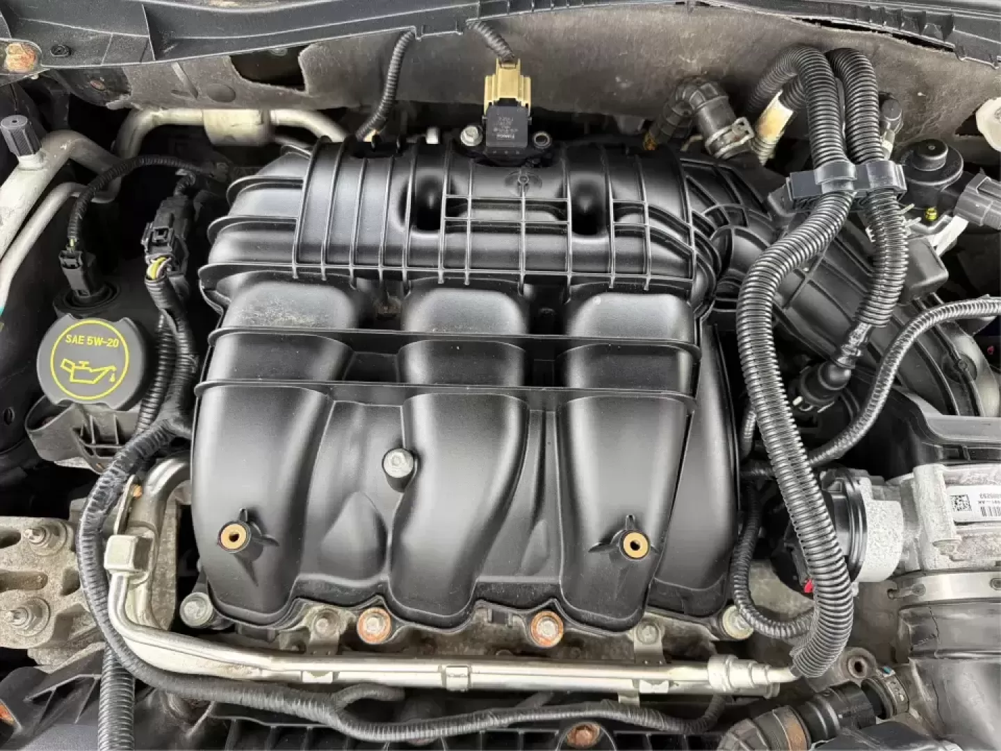 2012 Ford Fusion SEL (3FAHP0JG7CR) with an 3.0L V6 DOHC 24V engine, located at 1099 N County Rd 25A , Troy, OH, 45373, (937) 908-9800, 40.057079, -84.212883 - Need a dependable sedan that can handle the weekday commute to Dayton, quick runs up I75, and comfortable weekend drives through Miami County without draining your budget? This 2012 Ford Fusion SEL is a smart, real-world choice for drivers who want a smooth ride, confident power, and everyday practi - Photo#11