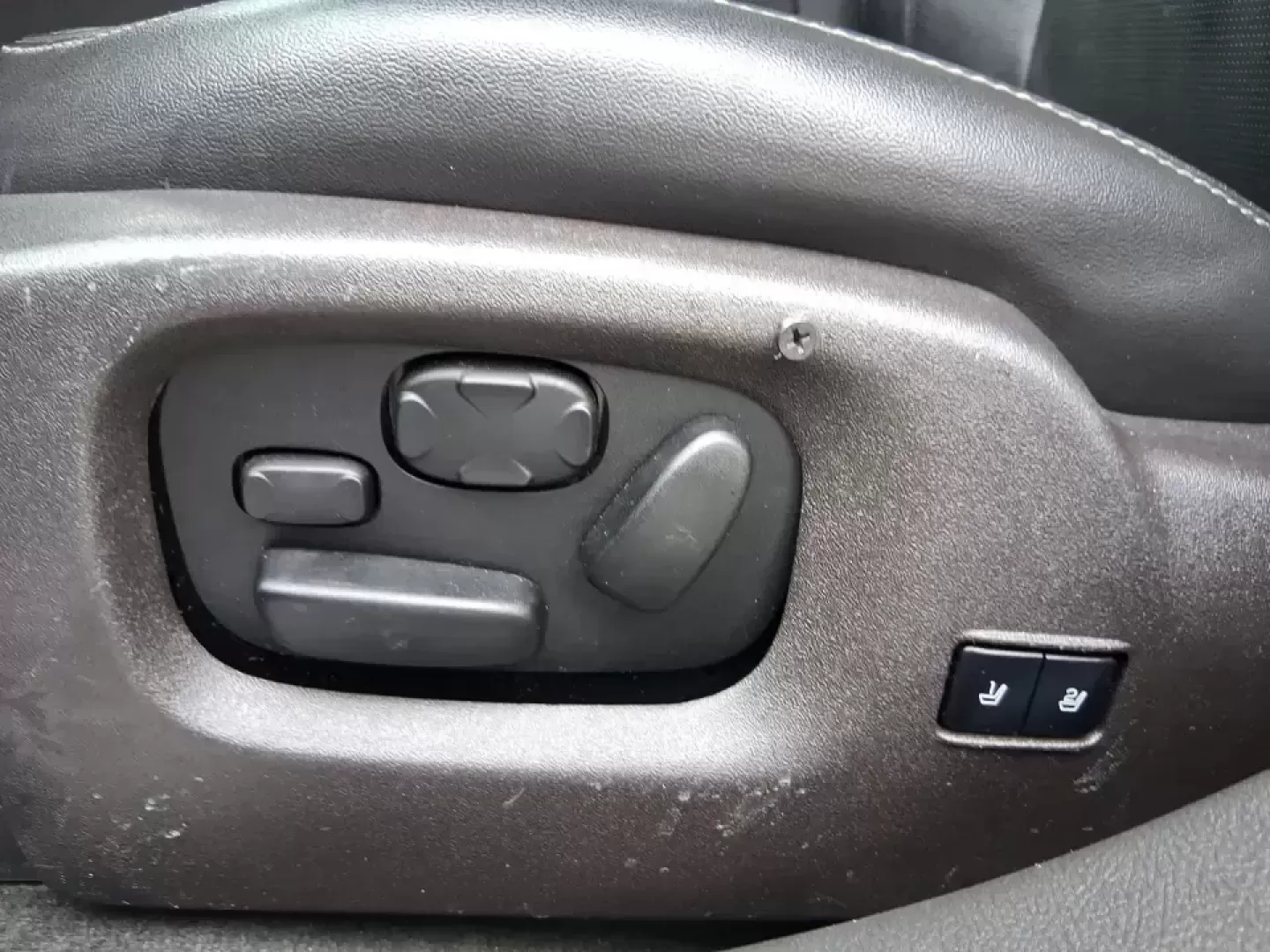 2014 Ford Taurus Limited FWD (1FAHP2F80EG) with an 3.5L V6 DOHC 24V engine, 6-Speed Automatic transmission, located at 8750 N County Rd 25A, Piqua, OH, 45356, (937) 908-9800, 40.164391, -84.232513 - Need a comfortable, confidence-inspiring sedan for a daily commute between Piqua and Dayton, school drop-offs, or weekend getaways up I-75? This 2014 Ford Taurus Limited FWD delivers the kind of quiet, upscale ride that makes long drives feel shorter-while still keeping practicality front and center - Photo#18