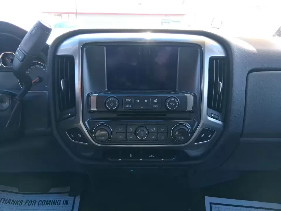 2016 Chevrolet Silverado 1500 1LT (1GCVKRECXGZ) with an EcoTec3 4.3L V-6 gasoline direct injection engine, 6A transmission, located at 8750 N County Rd 25A, Piqua, OH, 45356, (937) 908-9800, 40.164391, -84.232513 - Picture your next weekend: the truck is loaded up for a run to Indian Lake, you've got room for friends in the Double Cab, and there's still plenty of bed space for camping gear, a mower, or that Marketplace find you've been chasing. This 2016 Chevrolet Silverado 1500 1LT 4WD in eye-catching Siren R - Photo#12